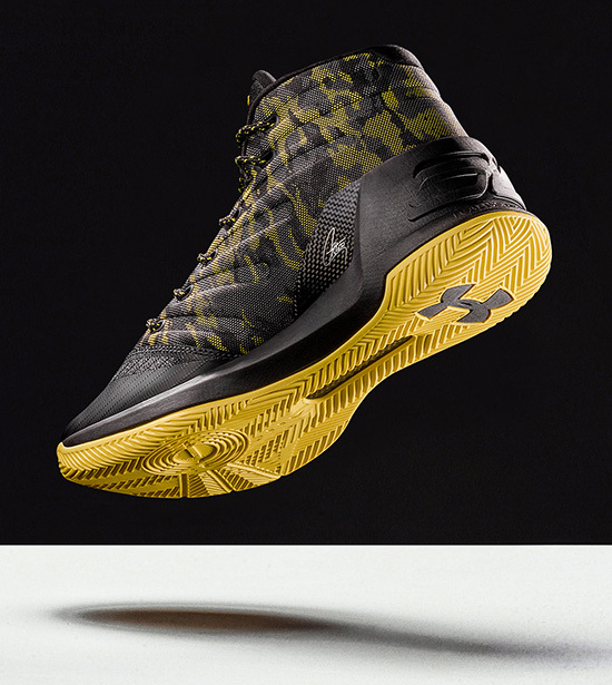 库里curry9北极光战靴,underarmour发布库里全明星战靴