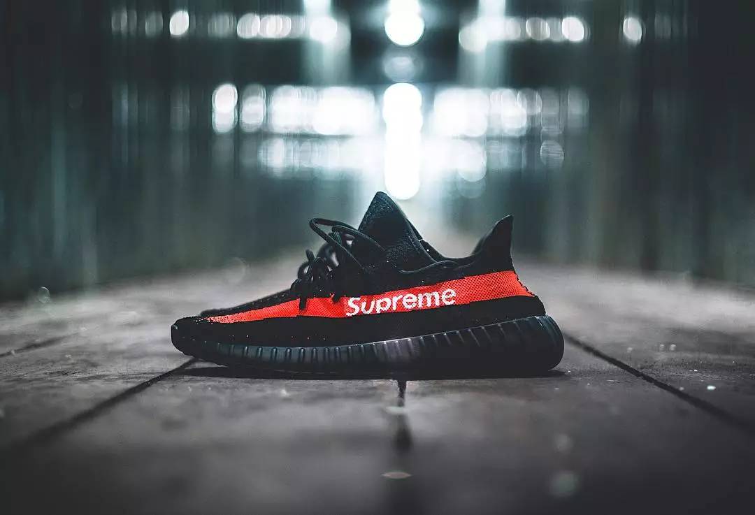 看完这双SupremeXYeezy350联名！Nike都害怕了！