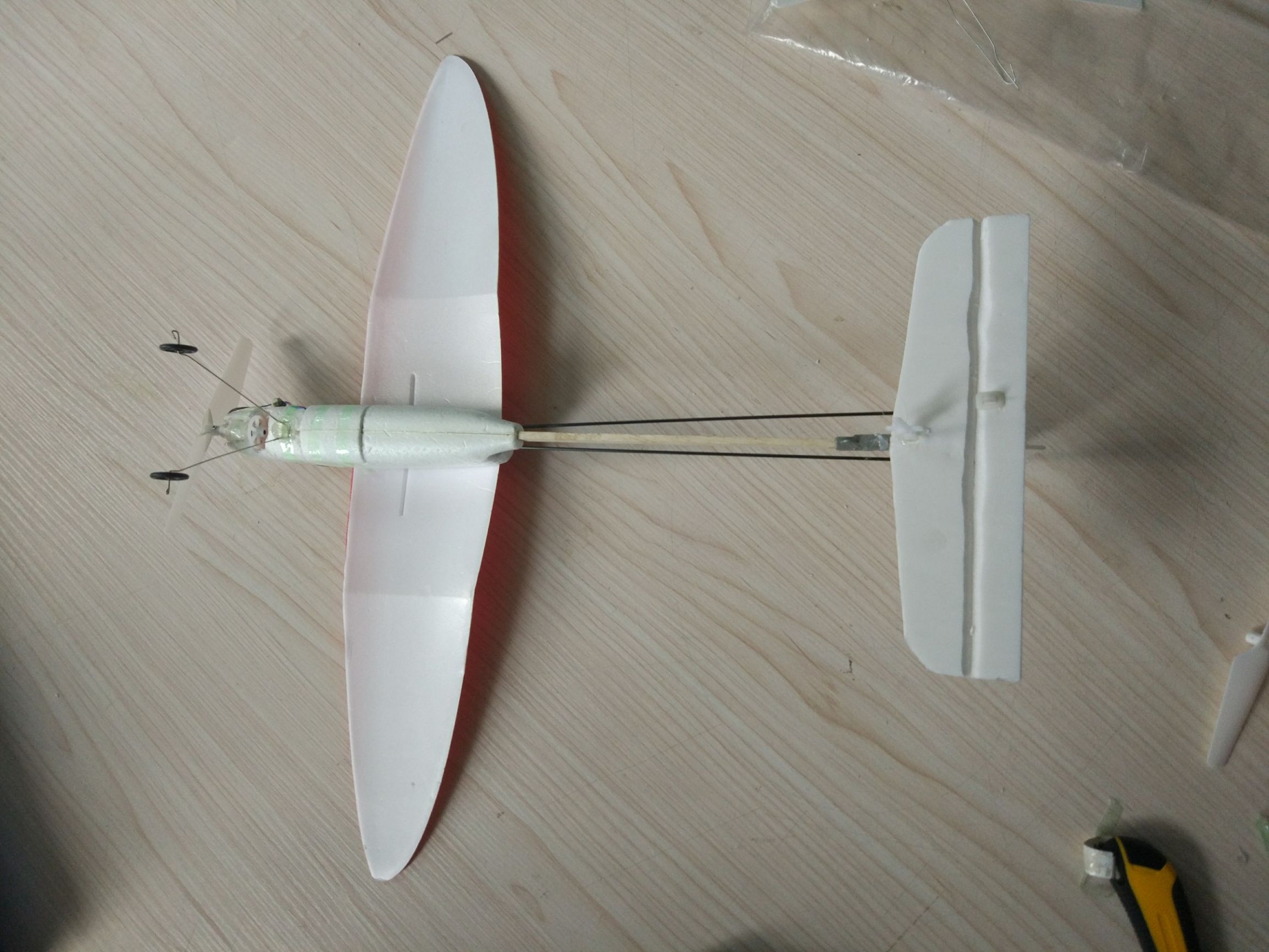 自己做航模小飞机需求哪些东西,怎么制作航模小飞机