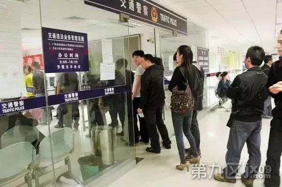 2017最全嘉兴通讯录！人手一份，一定用得上！