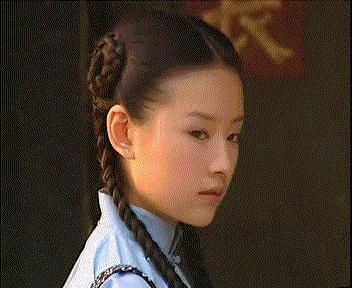 董洁的气质够惊艳,董洁超长头发