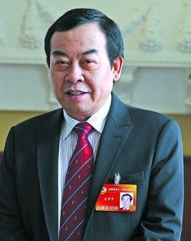 他靠5000块起家,他靠50000块钱起家