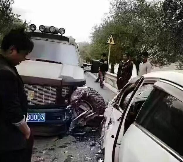 30万suv硬汉,300多万的硬派suv