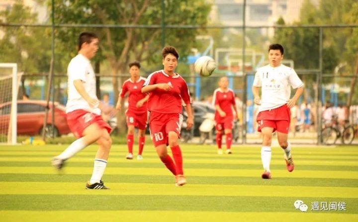 足球、兄弟、热血……闽侯这群“老男孩”告知你人到中年的正确打开方式