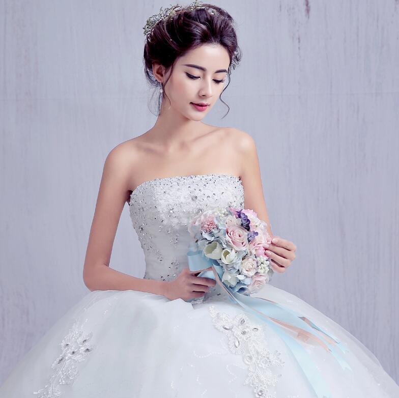 超级豪华婚纱惊艳瞬间,绝美的婚纱展示视频