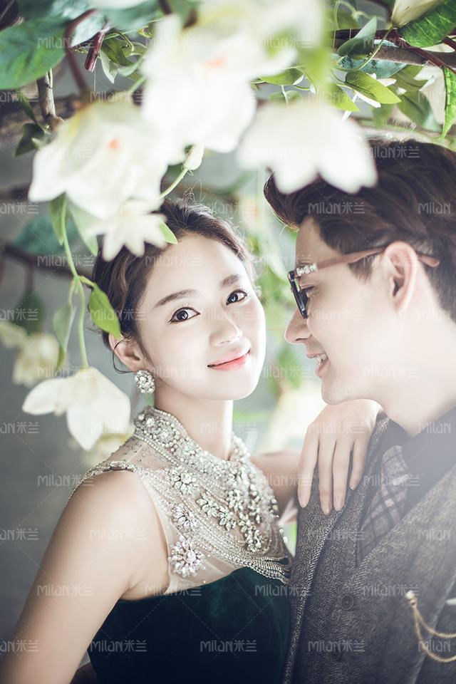 外景婚纱照姿势摆法,结婚拍婚纱照姿势