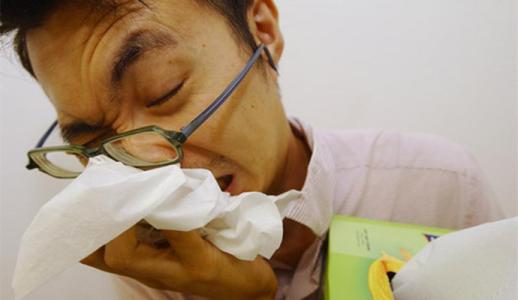 你在等着秋季的结束？秋意过后，过敏性鼻炎不再？它可以自愈吗？