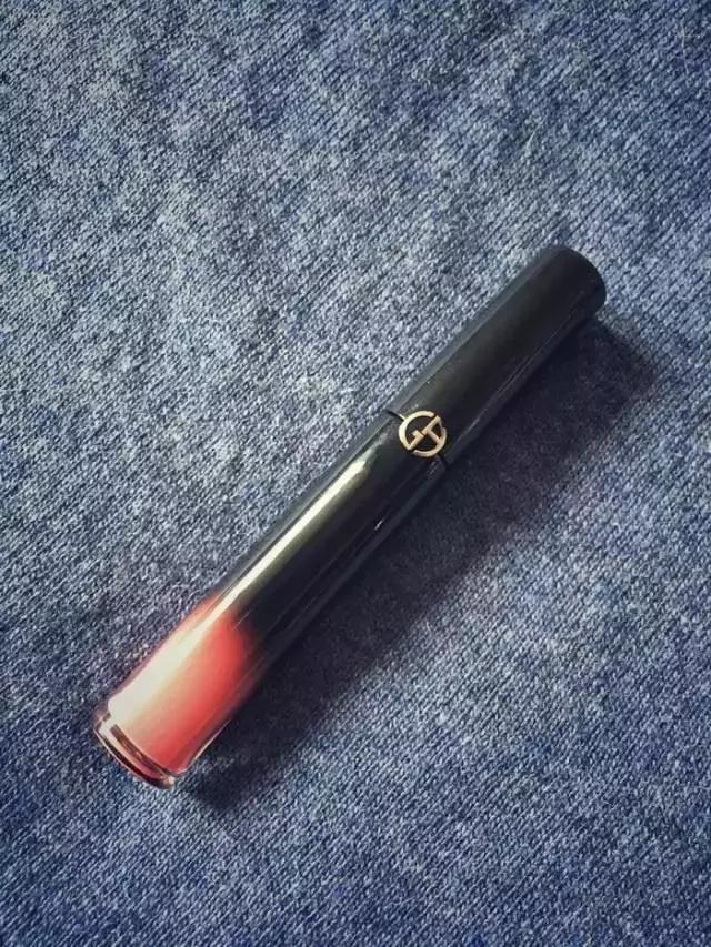 akfm系列哪支口红最好看,第一次买口红买几支