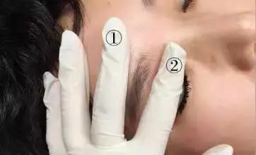 男士仿真眉视频,男士永久仿真眉动手过程