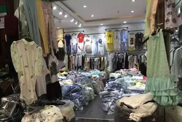 广州尾货衣服称斤的市场在哪里,广州服装尾货1-2元批发市场