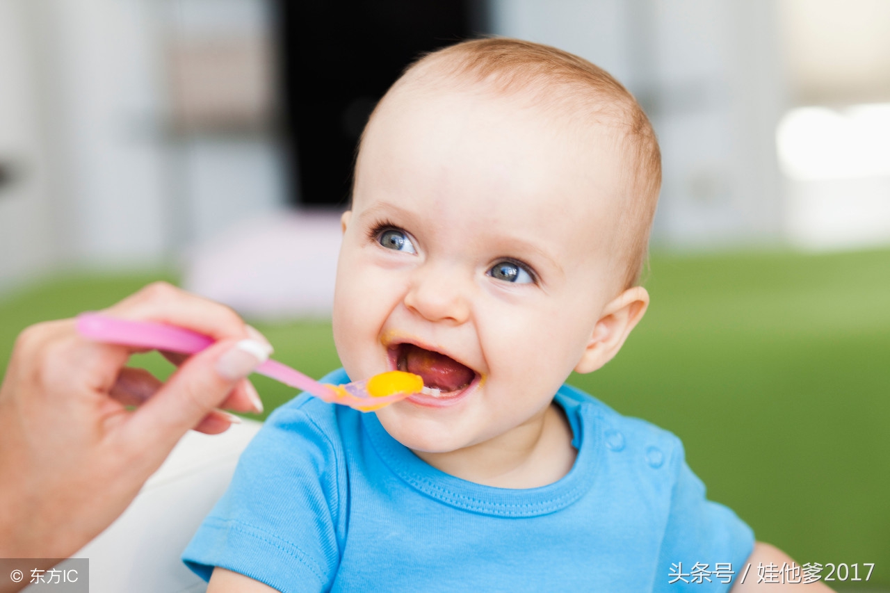 枕秃婴儿图片,小婴儿枕秃图片