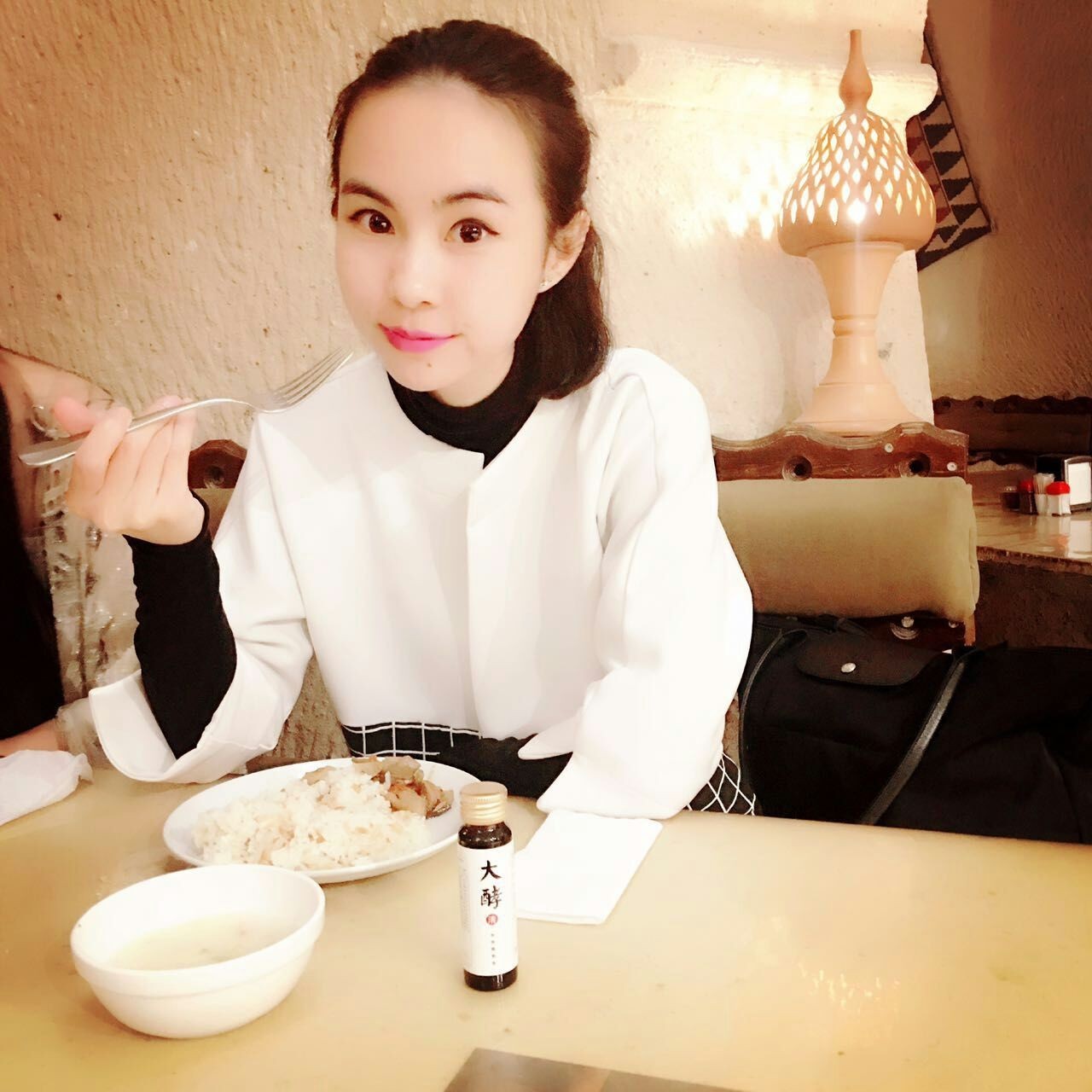 吃饭如何才能吃得舒服,人在路上吃什么