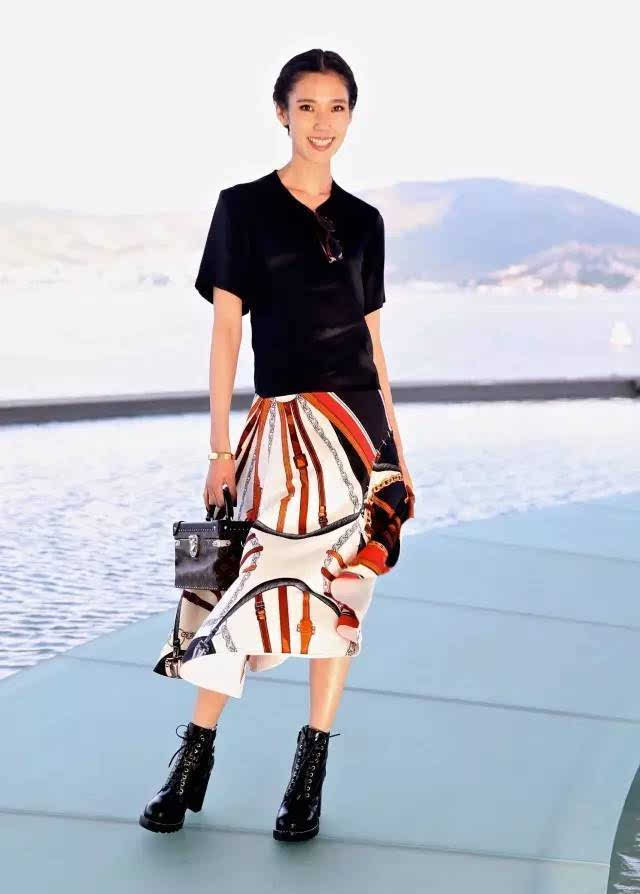 秋包大容量,秋包新款斜挎