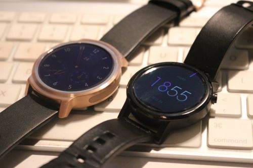 moto360手表一代二代对比,ticwatchmoto360