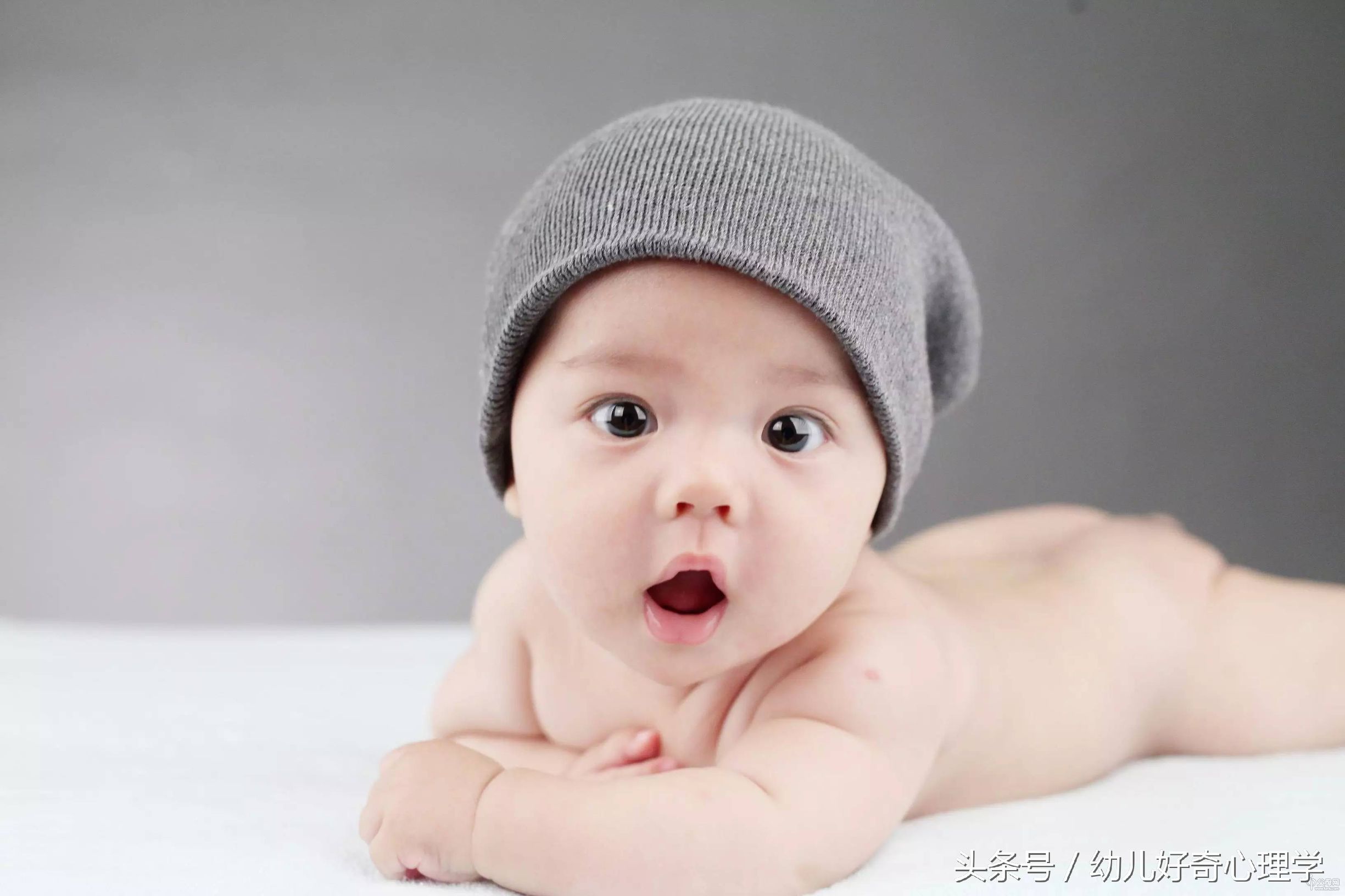 中医讲婴儿屁股青怎么回事,新生儿屁股青老一辈说法