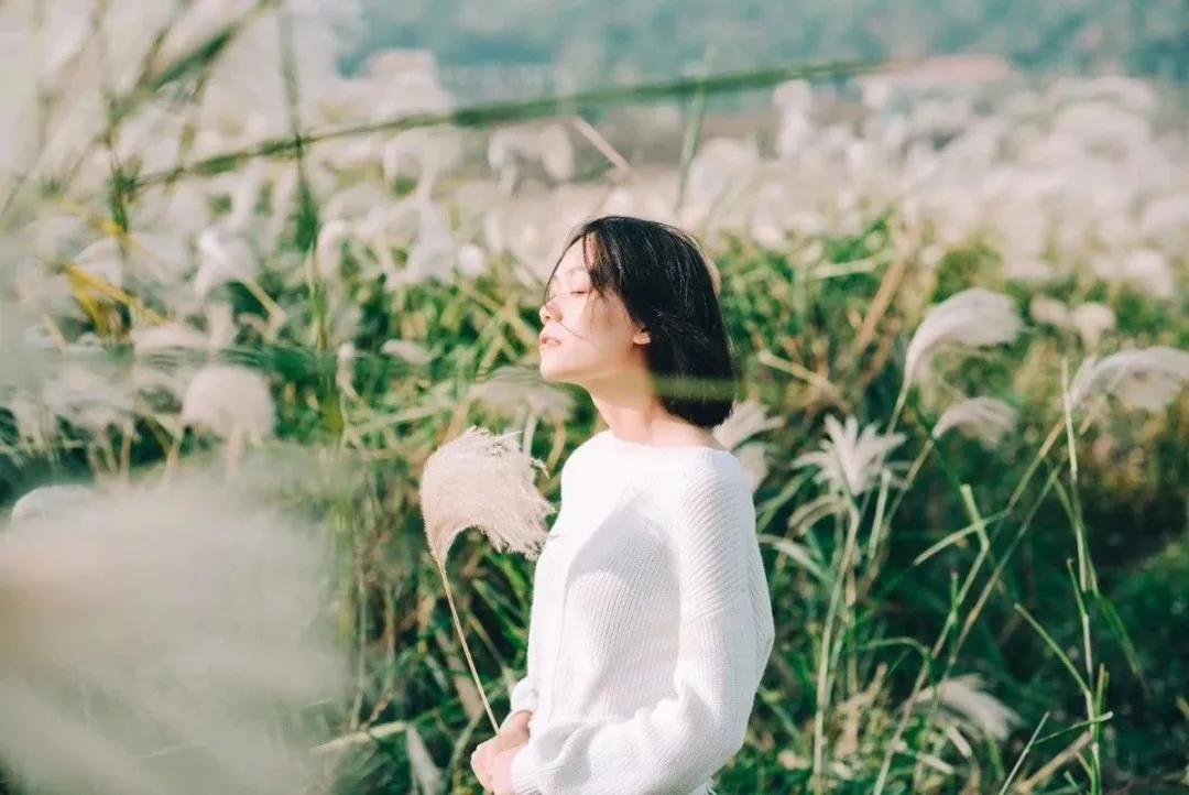 40岁蔡依林晒瑜伽照身材宛如少女：身材好的女人，自带光芒