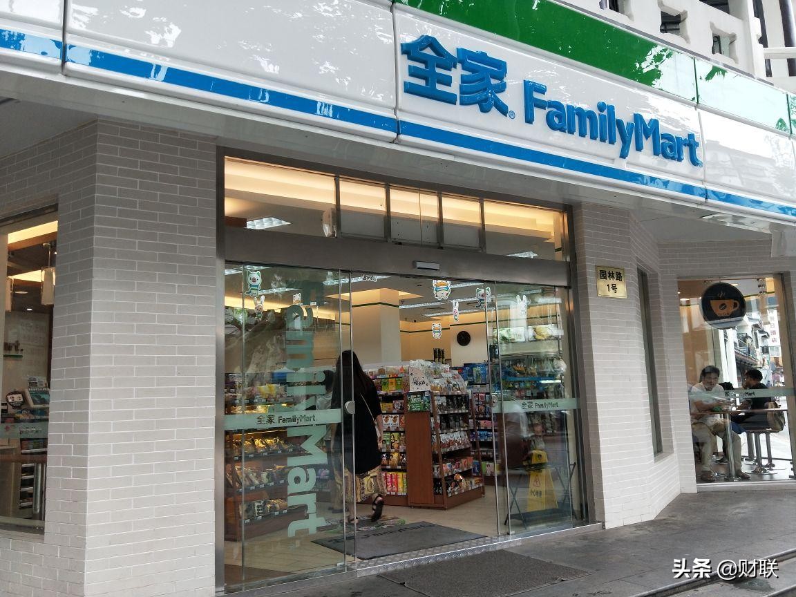 为何街上贴满“旺铺转租”？实体店“寒冬”来临，董明珠直言不讳