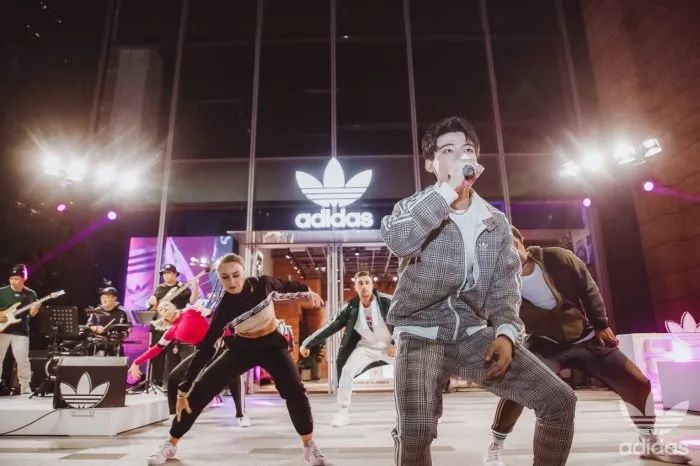 adidas三叶草时装,adidas三叶草夏季上新