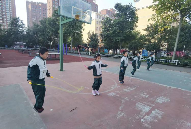 洛一高一附小春季运动会,洛一高体育运动会英才班