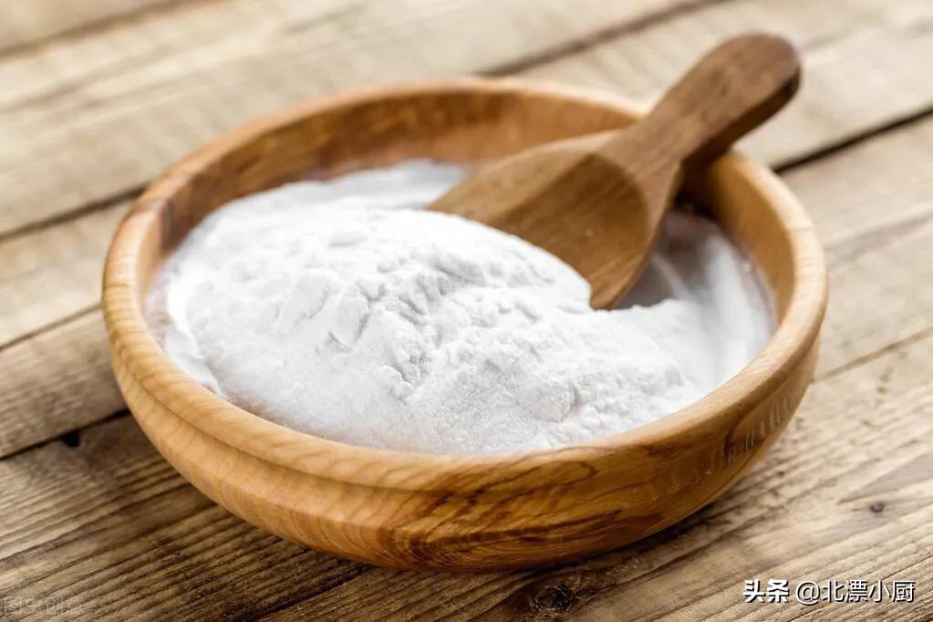 碱和小苏打泡打粉的区分,碱与小苏打和泡打粉有啥区分