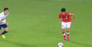 4场轰17球！中超八冠王强势结束第一阶段，00后世界波一球成名