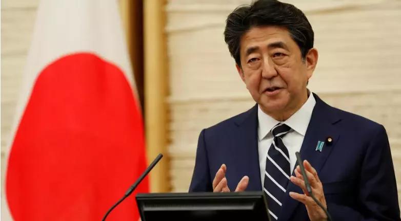 送了*华反**分子一剂*药春**？安倍其实话里有话