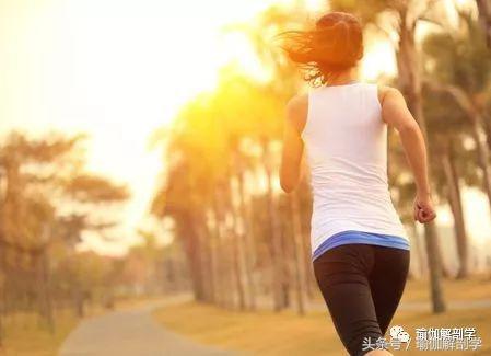 保护膝盖脚踝的跑步方法,避免跑步膝盖做哪些训练