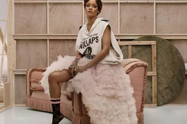 范爷、杨幂地位不保，山东微商Rihanna才是真正的带货女王！