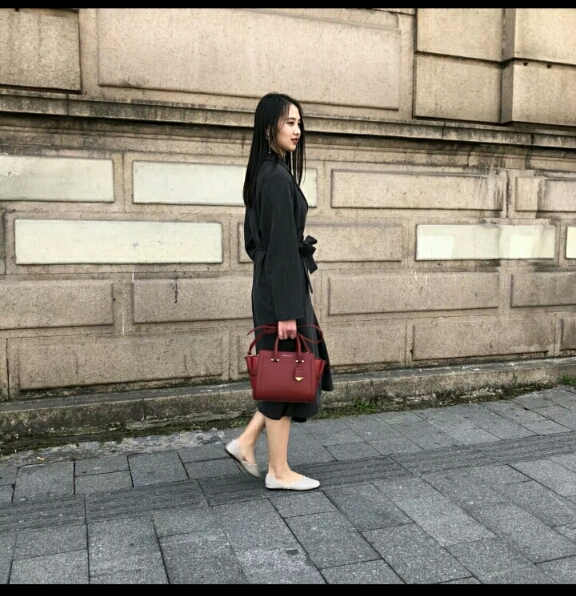 charles&keith小方包包,charleskeith小ck丝绒包