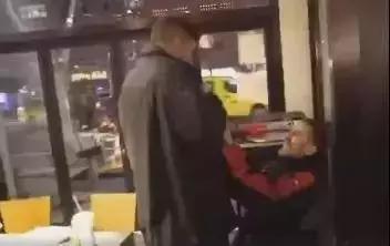 一周时尚丨HM王源同款上线，SupremexRIMOWA半小时价格翻四倍