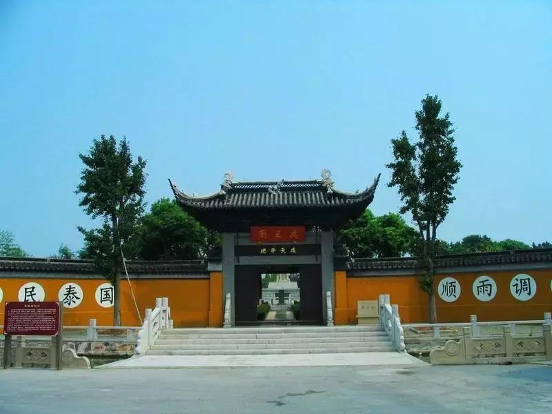 苏州东山西山风景区哪个更值得去,苏州西山风景区有什么好玩的地方