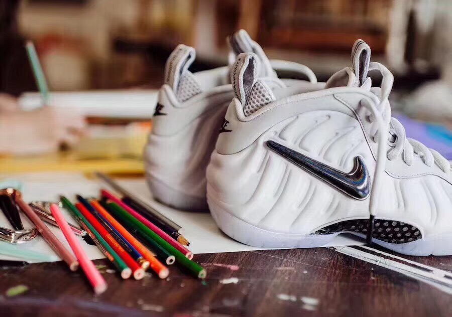 nike大勾新款,nike大勾温变青花瓷