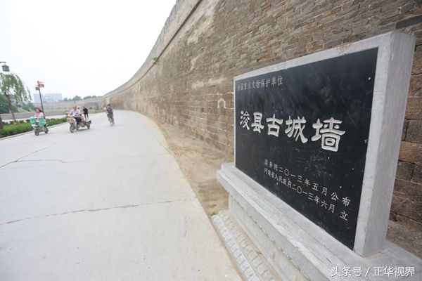 航拍一河两岸的视频,航拍一条直直的河道视频怎么剪辑