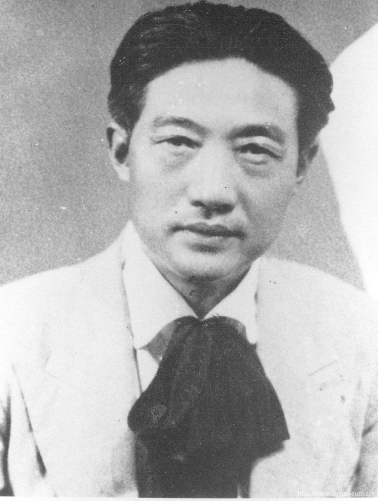 徐悲鸿为什么爱画枫叶,徐悲鸿的三段婚史