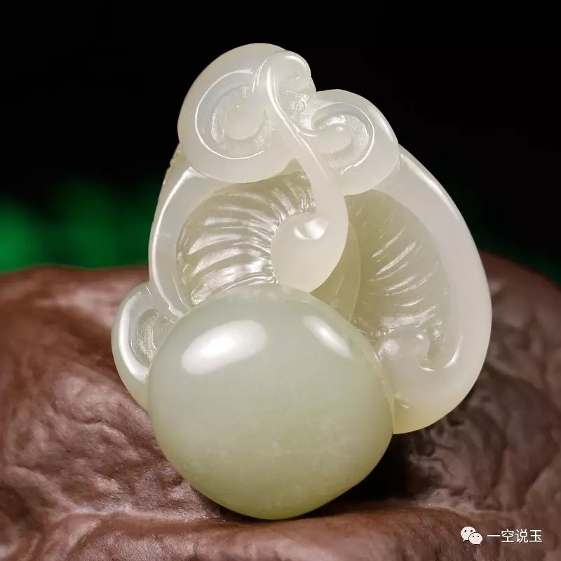一空说玉,玉为什么会越戴越浑浊暗黄