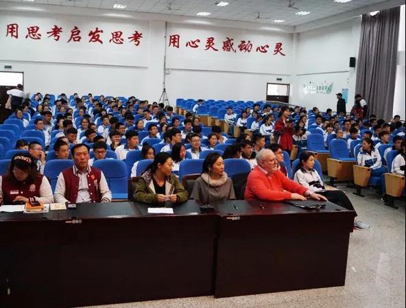 “激扬七年，共筑未来”英鹏国际教育学校喜迎七周年校庆！