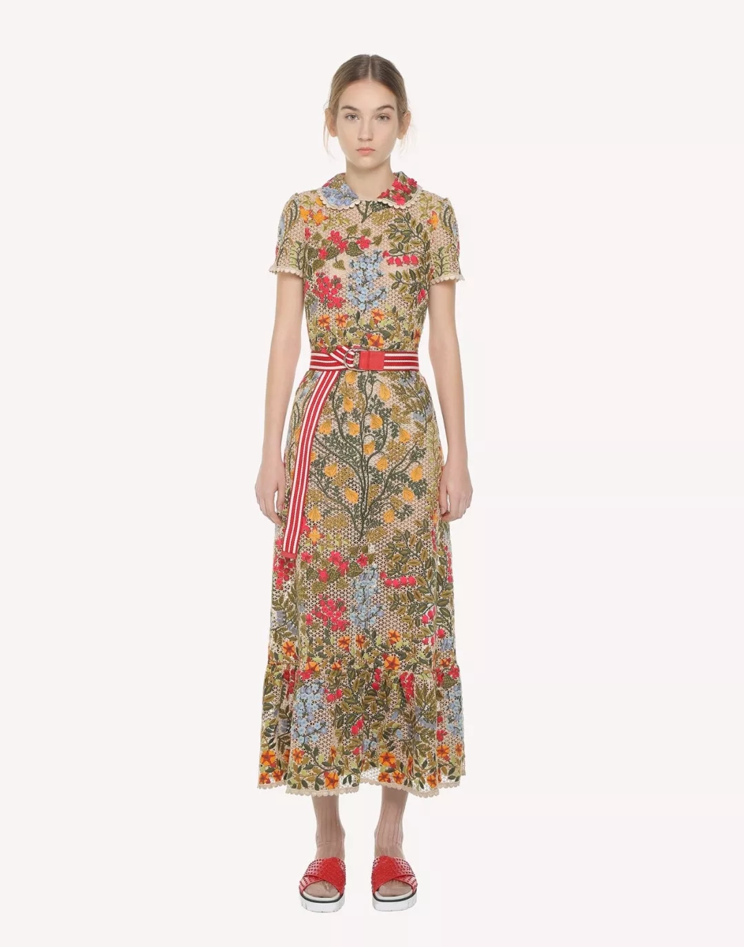 「逢逛必买」｜“穿上她家的裙子，不去派对也该去喝一杯！”