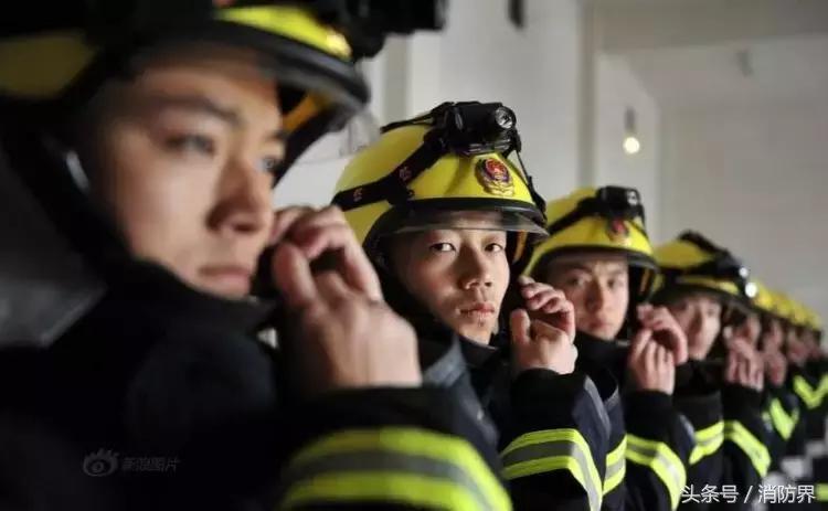 防火兵的身躯究竟背负着怎样的责任和使命？这几张图片告知你！
