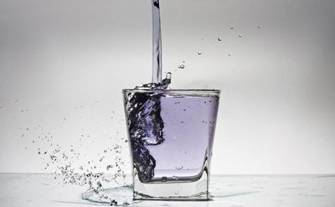 没时间去健身房怎么训练,没时间去健身房5招教你在家玩转