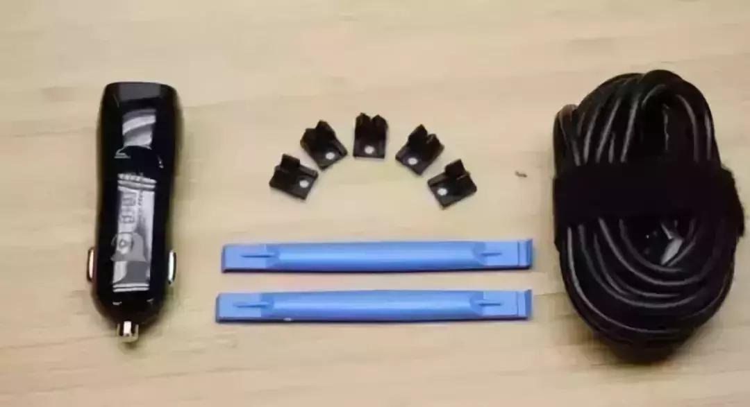 动态心电记录仪使用注意事项,货车四路行车记录仪安装注意事项