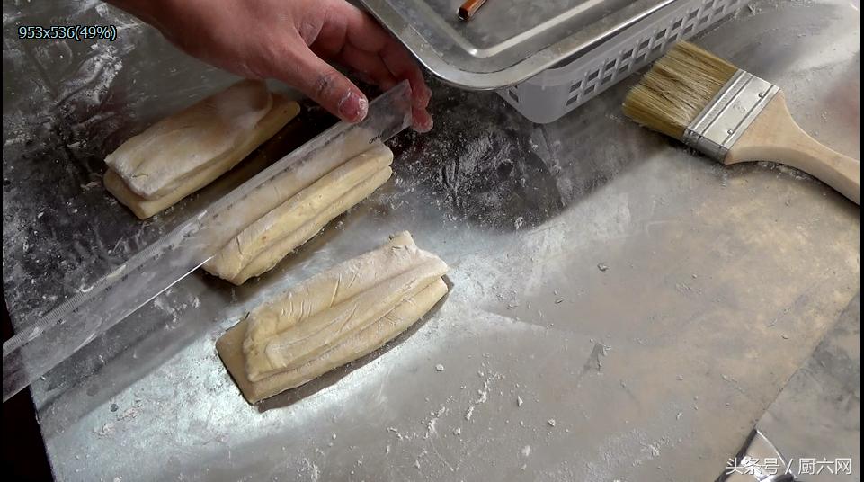 牛奶油条做法和配方的全过程,脆皮油条的做法和酥脆剂配方
