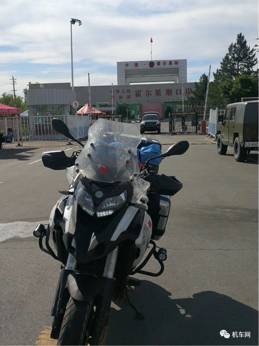 骑自行车穿越罗布泊路线,trk502骑行视频第一视角