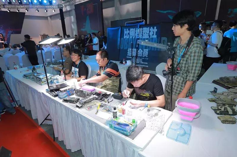 燃烧吧！军武！第三届军武嘉年华不能没有你，这次我们共唱战歌！