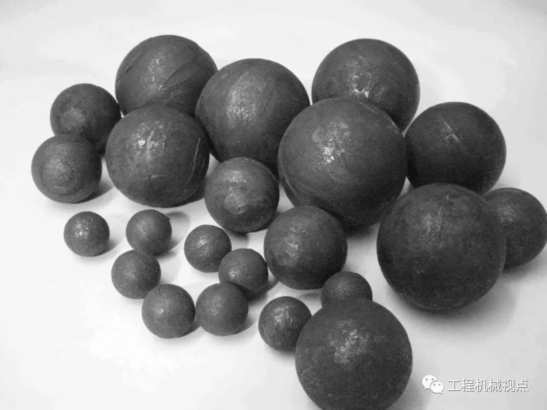 球磨机钢球从什么地方添加,球磨机加钢球动手流程