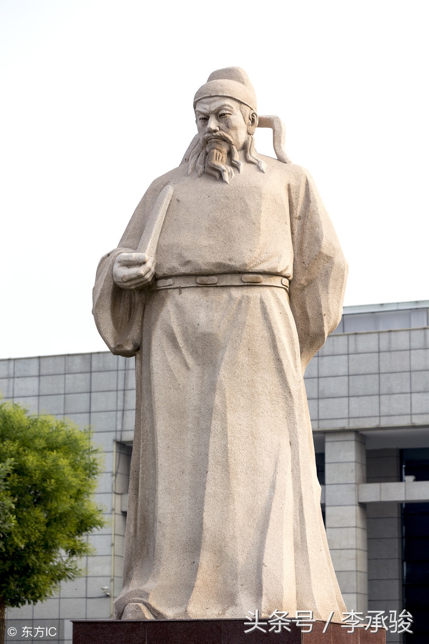 小农民的职场25年：遇16个老板、10段爱情、4把劫持的刀和2万月薪