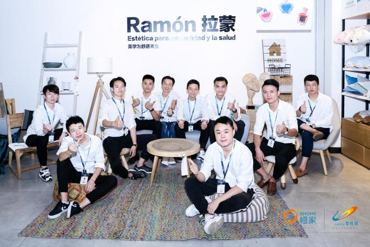 权威观察团探秘橙家长沙神秘仓库，传奇后端实力震动亮相