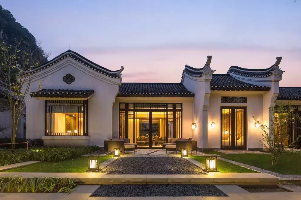 阳朔悦榕庄住宿,阳朔悦榕庄漓江边