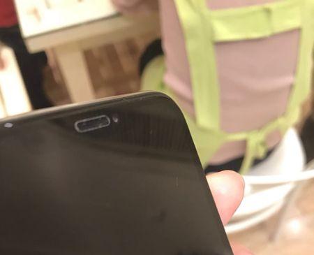 iphonex钢化膜黑边测试图,苹果x钢化膜划痕图