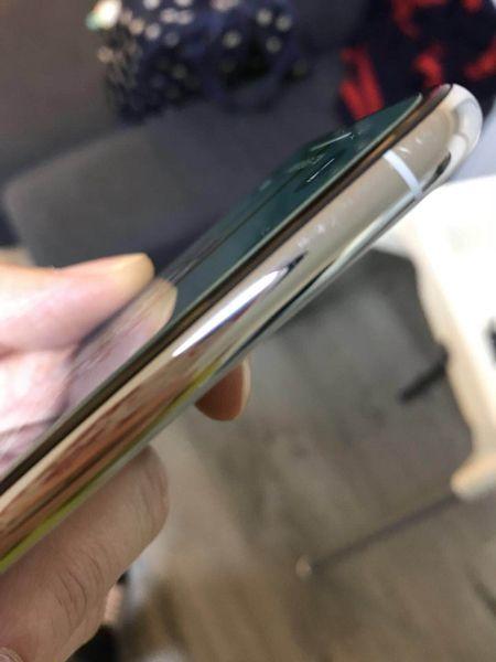iphonex钢化膜黑边测试图,苹果x钢化膜划痕图