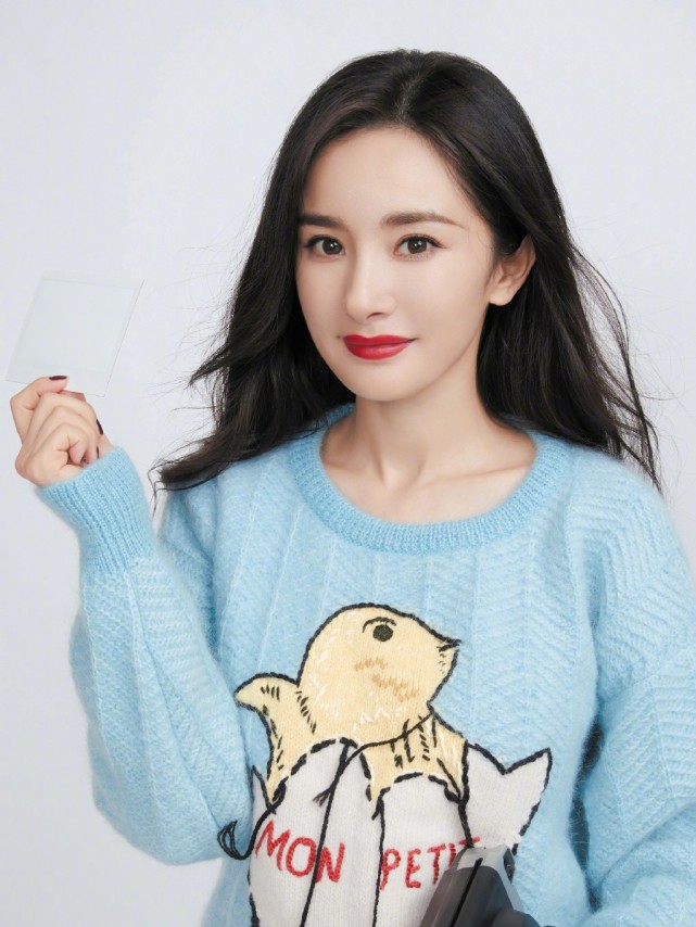 杨幂和赵丽颖谁更有实力,杨幂和赵丽颖人品对比